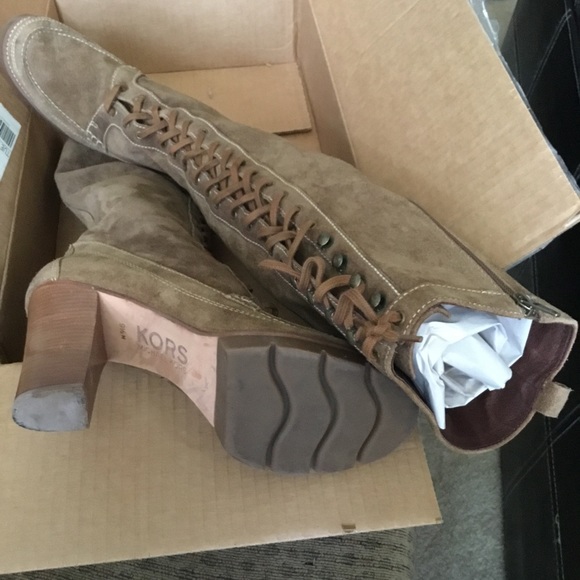 MK suede eyelet hook loop knee high platform RARE - Picture 15 of 16